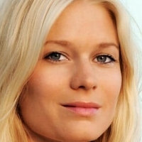 Eva A María Meztelen