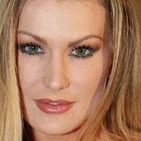 Eva Henger Meztelen