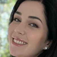 Evelyn Claire Meztelen