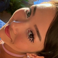 fayree Meztelen