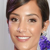 Frankie Bridge Meztelen