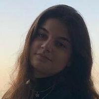 Gaya Pesahov Meztelen