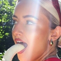 georgieeyxxfree Meztelen