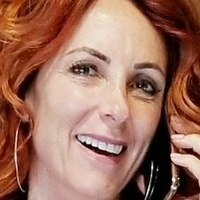 gomurphy Meztelen