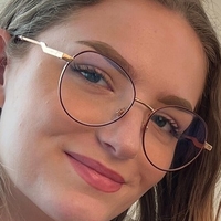 Hailey Davis Meztelen