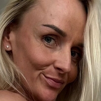 Helen.de Meztelen