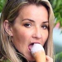 Helen Skelton Meztelen