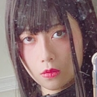 Hieey (海爾陛下 Meztelen