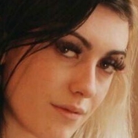 iriseverest Meztelen