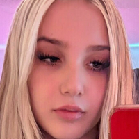 itzcarly Meztelen