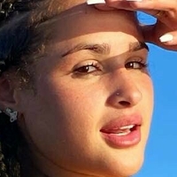 janaegirard Meztelen