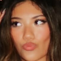 Jayna Hughes Meztelen