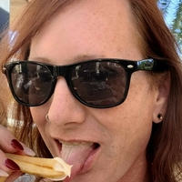 Jean Jezebel Meztelen