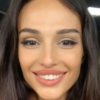 Julia Unrealcobain Meztelen