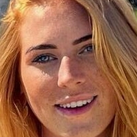 Jullietta Koek Meztelen