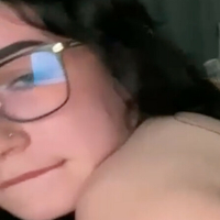 kalirhea18 Meztelen