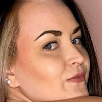 karby Meztelen