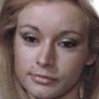Karin Well Meztelen