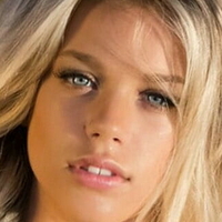 Kaylyn Slevin Meztelen