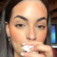 Keila Meztelen
