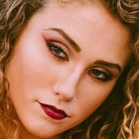 Kendall Ripetta Meztelen