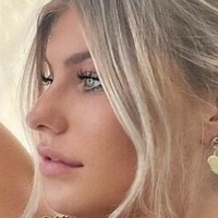 kyliefoland Meztelen