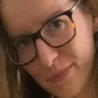 Lara Heller Meztelen