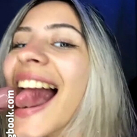 Larissa Escobar Meztelen