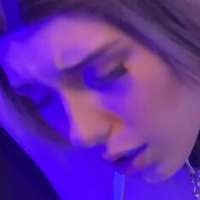 Laura World Meztelen