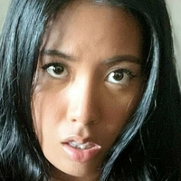Layla Tai Meztelen