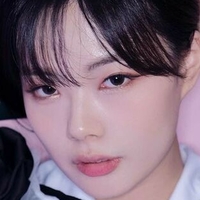 Leehee Roah Meztelen