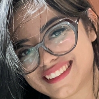 leevy Meztelen
