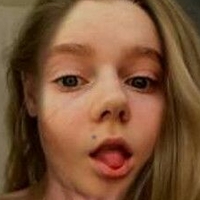 Liinaliiis Sex Meztelen