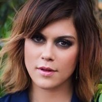 Lindsey Shaw Meztelen