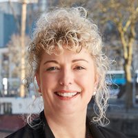 Louise Golding Meztelen