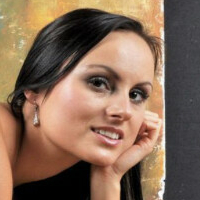 Lucie B Meztelen