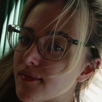 Luiza Steinmettz Meztelen