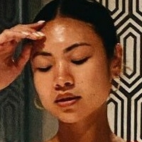 Lynn Kim Meztelen