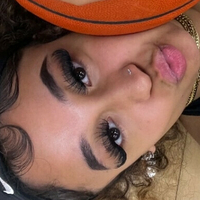 Lyric Swann Meztelen