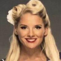 Macey Lacey Meztelen