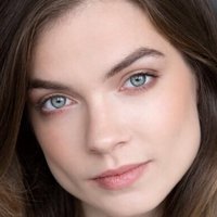 MacKenzie Boyd-Garrison Meztelen