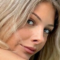 maddy18 Meztelen