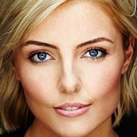 Madeleine Jevic Meztelen