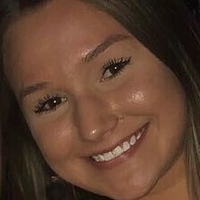 Madeline Poche Meztelen