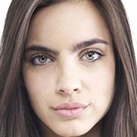 Maria Gabriela de Faria Meztelen