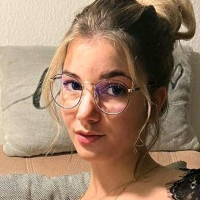 Mariella Fucila Meztelen