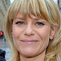 Marina Foïs Meztelen