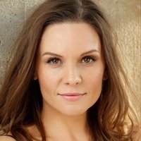 Maya Stange Meztelen