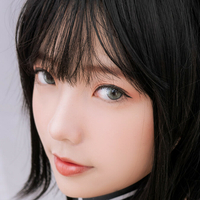 Messie Huang Meztelen