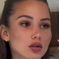 Michelle Hartmann Meztelen